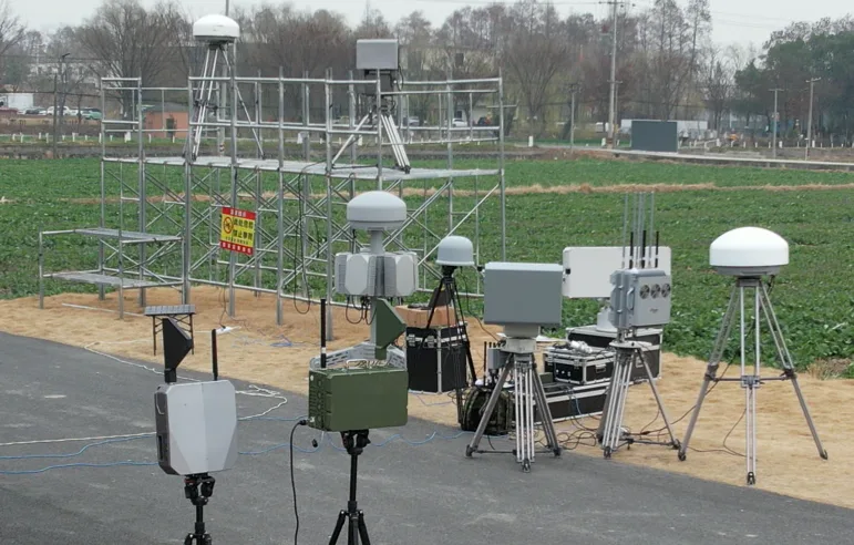 Outdoor field with RF detection and monitoring equipment under test