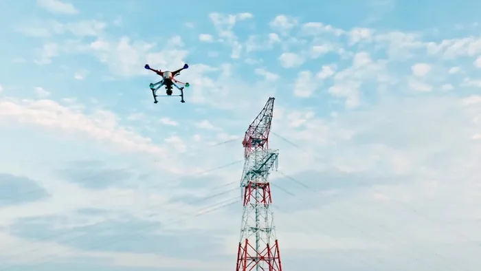 Tower and Component Close Inspection